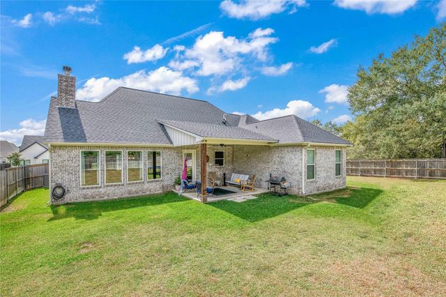 2038 Pebble Bend Drive, College Station, TX 77845