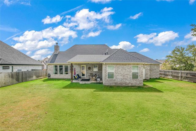 2038 Pebble Bend Drive, College Station, TX 77845