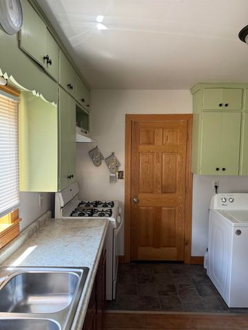 3638 Logan Ave., Waterloo, IA 50703