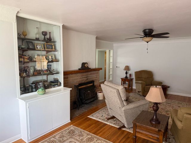 3638 Logan Ave., Waterloo, IA 50703
