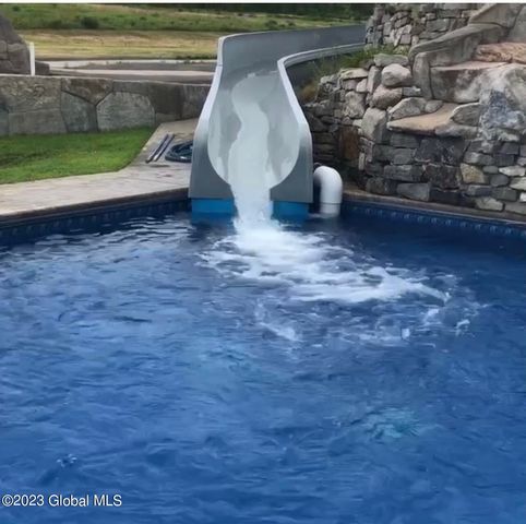 1310 Currybush Road, Rotterdam, NY 12306