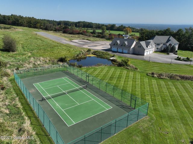 1310 Currybush Road, Rotterdam, NY 12306