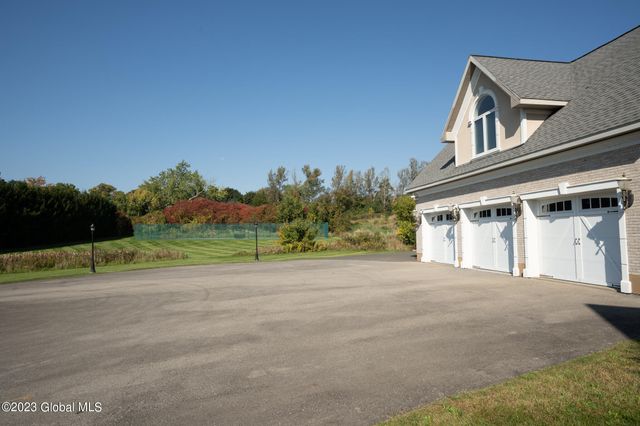 1310 Currybush Road, Rotterdam, NY 12306