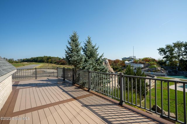 1310 Currybush Road, Rotterdam, NY 12306