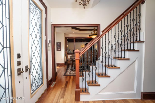 1310 Currybush Road, Rotterdam, NY 12306