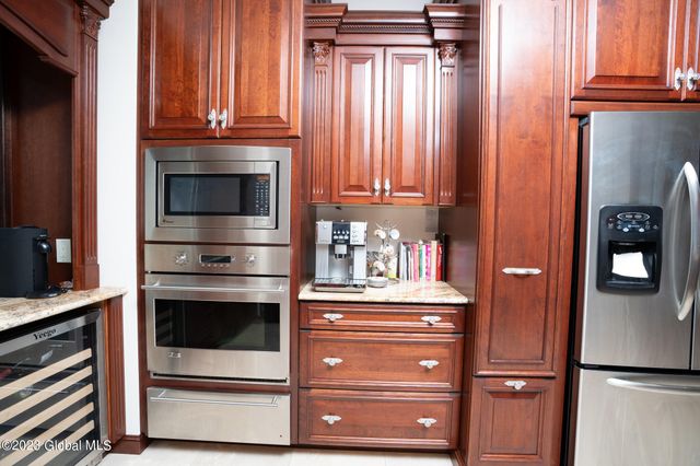 1310 Currybush Road, Rotterdam, NY 12306