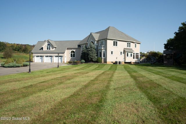 1310 Currybush Road, Rotterdam, NY 12306