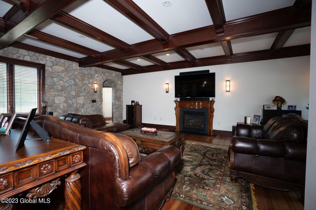 1310 Currybush Road, Rotterdam, NY 12306