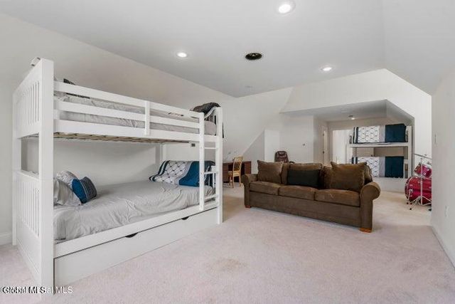 1310 Currybush Road, Rotterdam, NY 12306