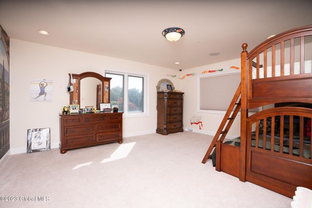 1310 Currybush Road, Rotterdam, NY 12306