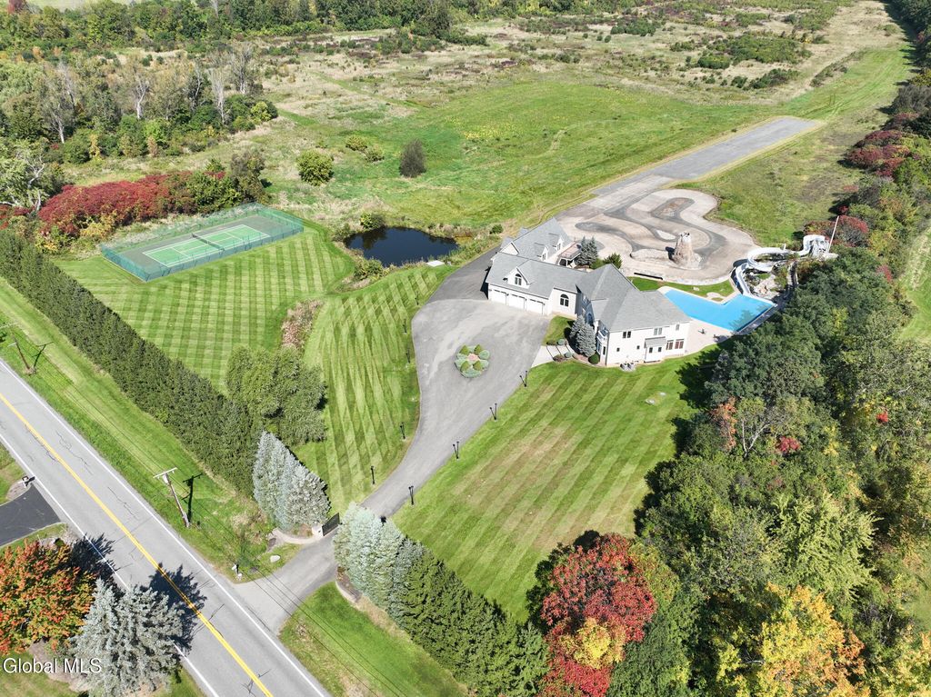 1310 Currybush Road, Rotterdam, NY 12306