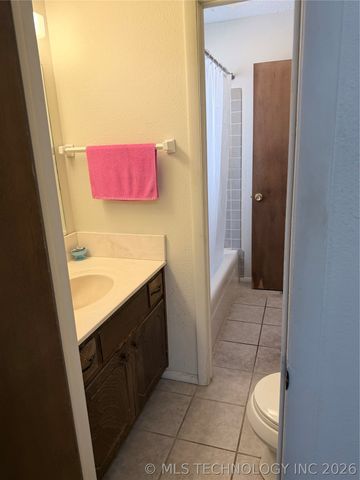 503 W C Street, Jenks, OK 74037