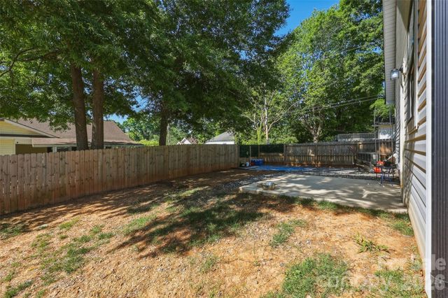 701 E 3rd Avenue, Gastonia, NC 28054