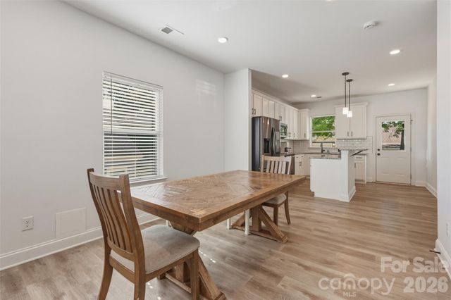701 E 3rd Avenue, Gastonia, NC 28054