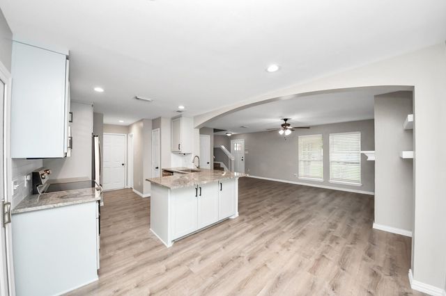 13880 Broken Arrow Drive, Willis, TX 77378