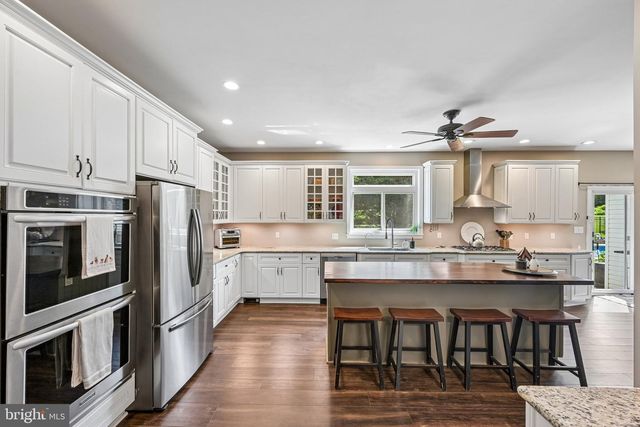 819 EDNA JANE LN, West Grove, PA 19390