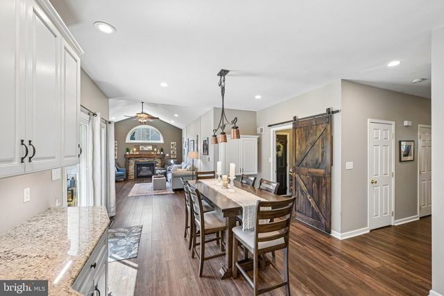 819 EDNA JANE LN, West Grove, PA 19390