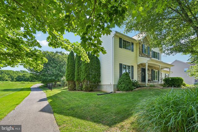 819 EDNA JANE LN, West Grove, PA 19390