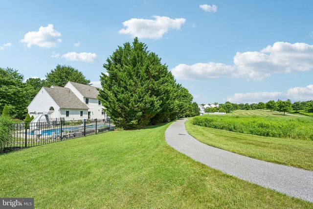 819 EDNA JANE LN, West Grove, PA 19390