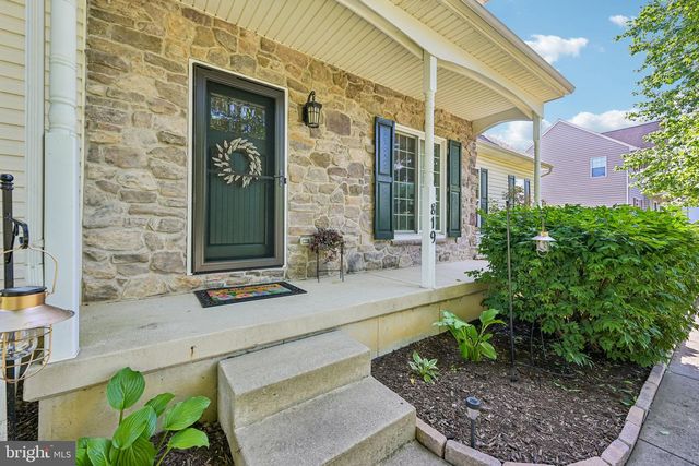 819 EDNA JANE LN, West Grove, PA 19390