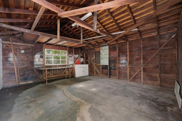 1208 Larkin Way, Sacramento, CA 95818