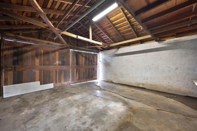 1208 Larkin Way, Sacramento, CA 95818