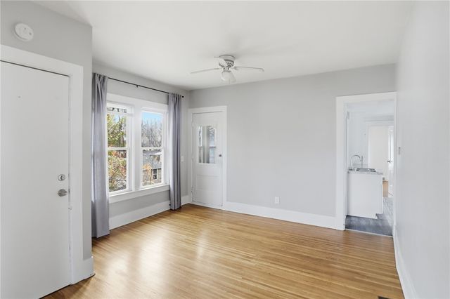 4232 Lake Avenue, Rochester, NY 14612