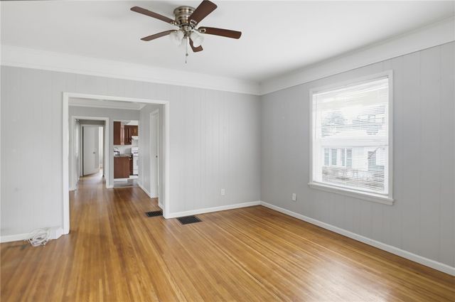 4232 Lake Avenue, Rochester, NY 14612