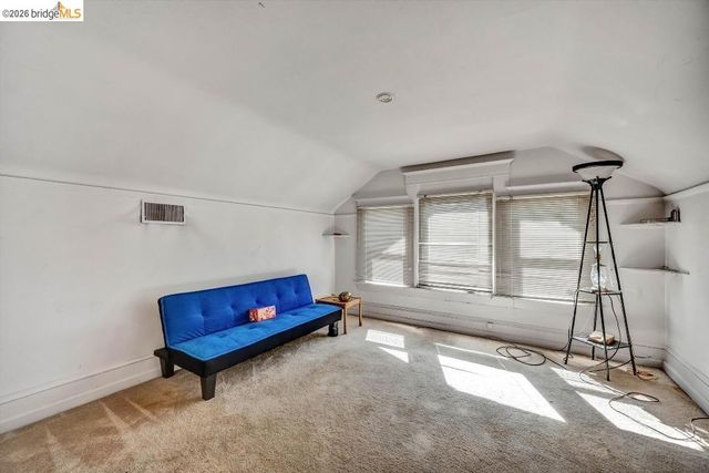 249 Valle Vista AVE, Hayward, CA 94544