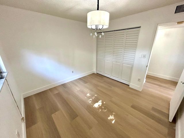 9624 S Belfort Circle 202, Tamarac, FL 33321