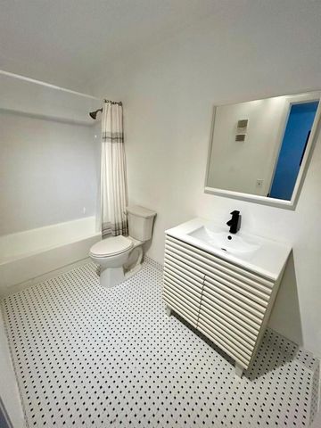 9624 S Belfort Circle 202, Tamarac, FL 33321