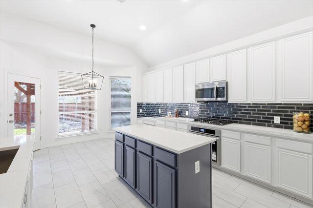 1417 Elmhurst Lane, Flower Mound, TX 75028