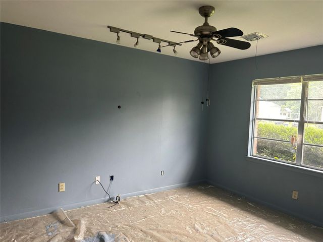 1301 Adell Street, Bay City, TX 77414