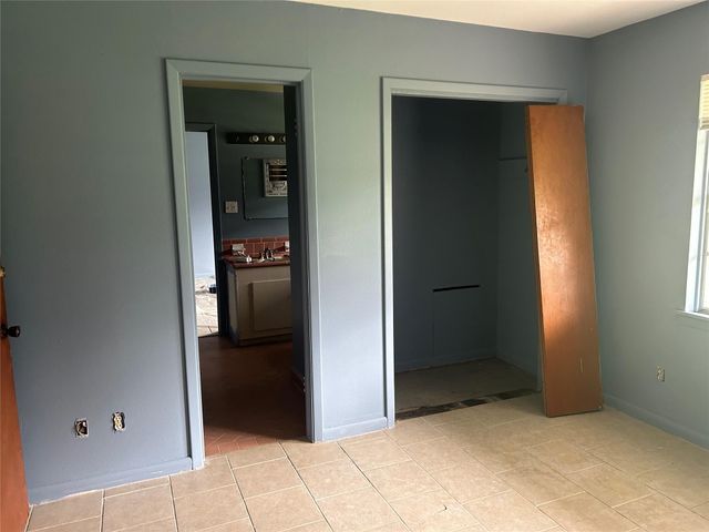 1301 Adell Street, Bay City, TX 77414