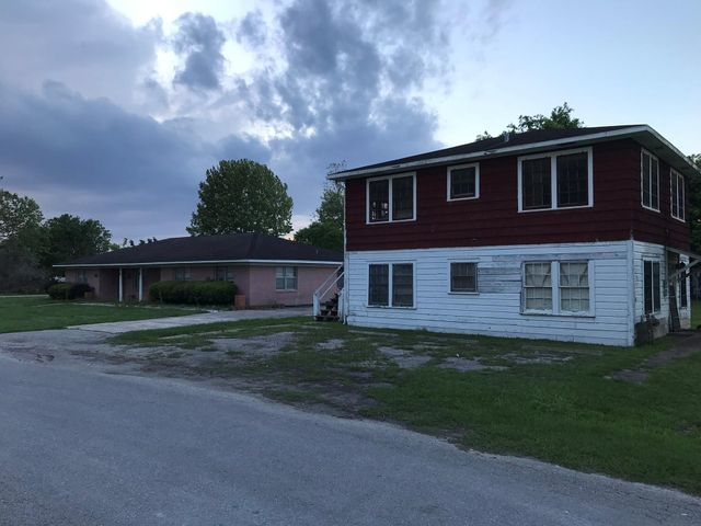 1301 Adell Street, Bay City, TX 77414