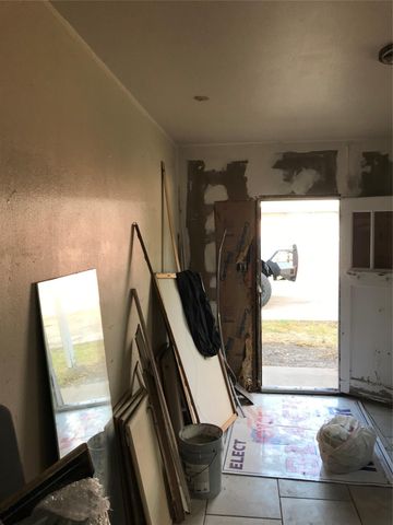 1301 Adell Street, Bay City, TX 77414