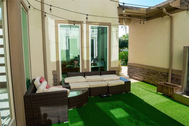 5307 Streamside Trail, Fulshear, TX 77441