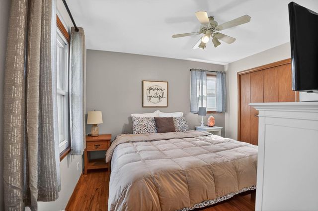 1204 Sunnyside Circle, Cedar Falls, IA 50613