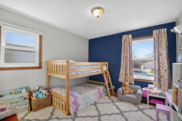 1204 Sunnyside Circle, Cedar Falls, IA 50613