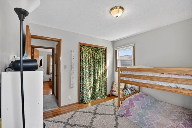 1204 Sunnyside Circle, Cedar Falls, IA 50613