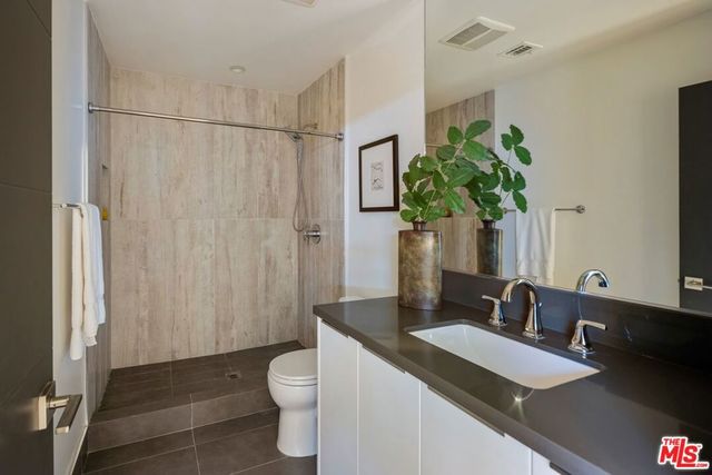 616 N Fuller Avenue, Los Angeles, CA 90036