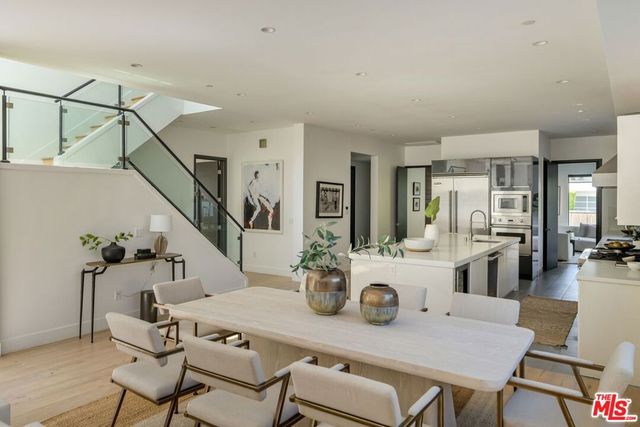 616 N Fuller Avenue, Los Angeles, CA 90036