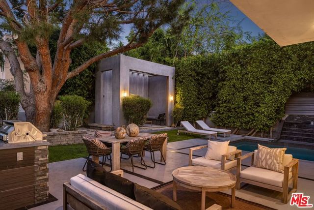 616 N Fuller Avenue, Los Angeles, CA 90036