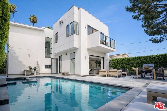 616 N Fuller Avenue, Los Angeles, CA 90036