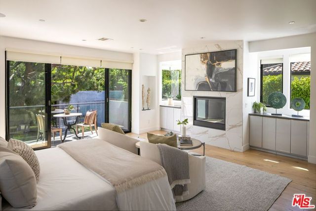 616 N Fuller Avenue, Los Angeles, CA 90036