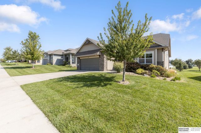11005 S 186th Avenue, Omaha, NE 68136