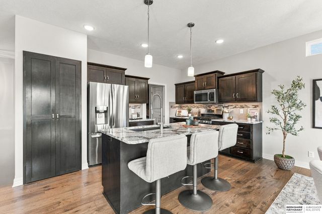 11005 S 186th Avenue, Omaha, NE 68136