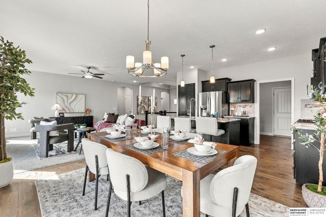11005 S 186th Avenue, Omaha, NE 68136