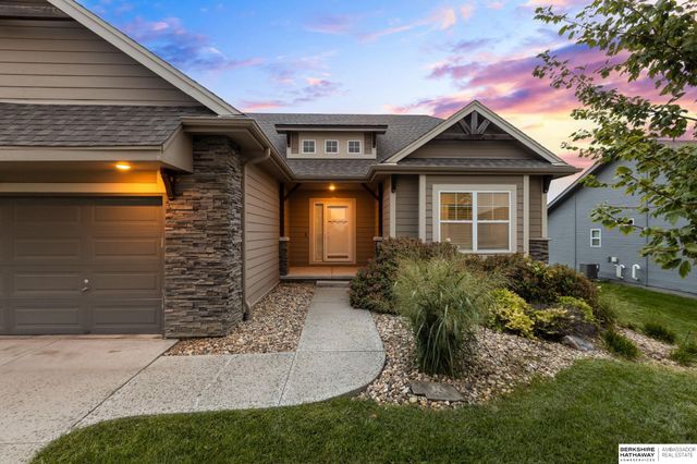 11005 S 186th Avenue, Omaha, NE 68136