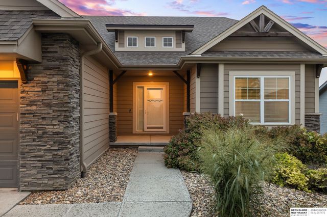 11005 S 186th Avenue, Omaha, NE 68136